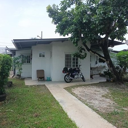 Gia'S Garage & Home For Bocas Travelers Almirante Esterno foto